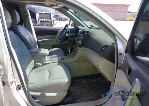 2012 Toyota Highlander Se V6 from USA, damaged, VIN 5TDBK3EH0CS097270